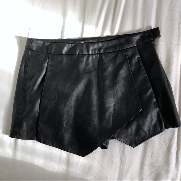Zara Pants - Zara skort Zara Pants - Zara skort